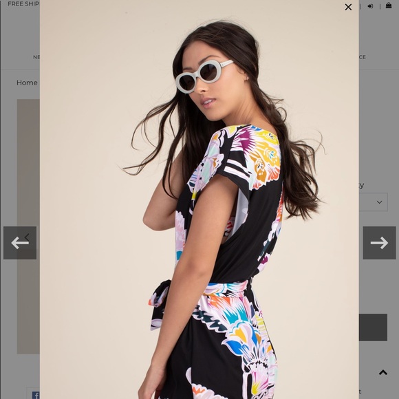 Trina Turk Seychelles Cover Up Tunic with Belt - Picture 10 of 11